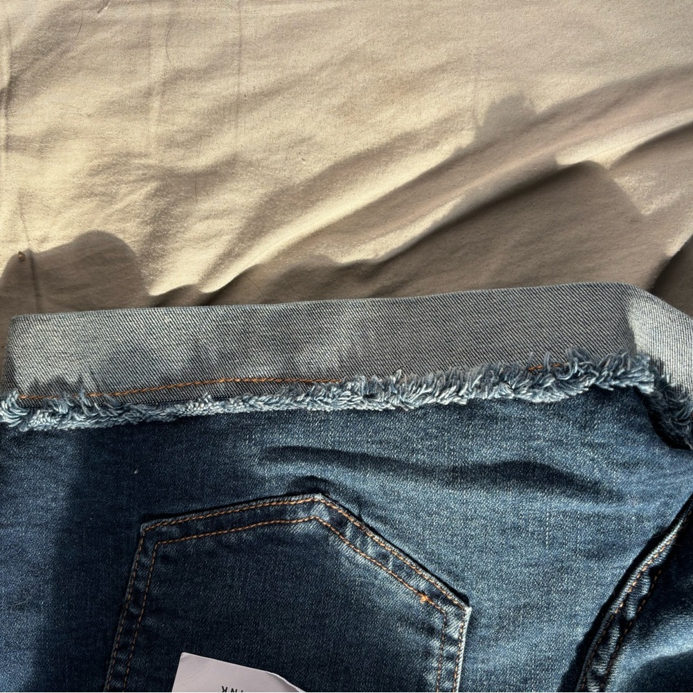 Jean shorts size 9.